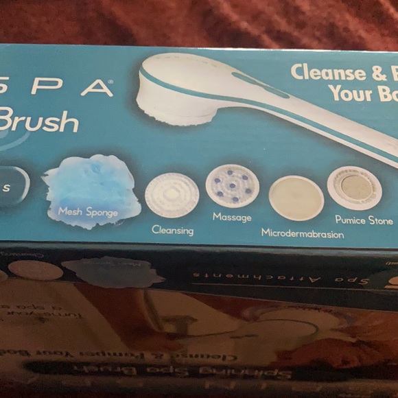 Spin Spa spinning spa brush with 5 attachments. Brand new. Never opened. - Picture 6 of 7